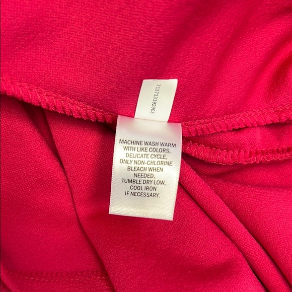 Opehlia Roe Pink Sleeveless Dress High Neck Keyhole Back & Ruffle Hem Size M - Picture 11 of 11